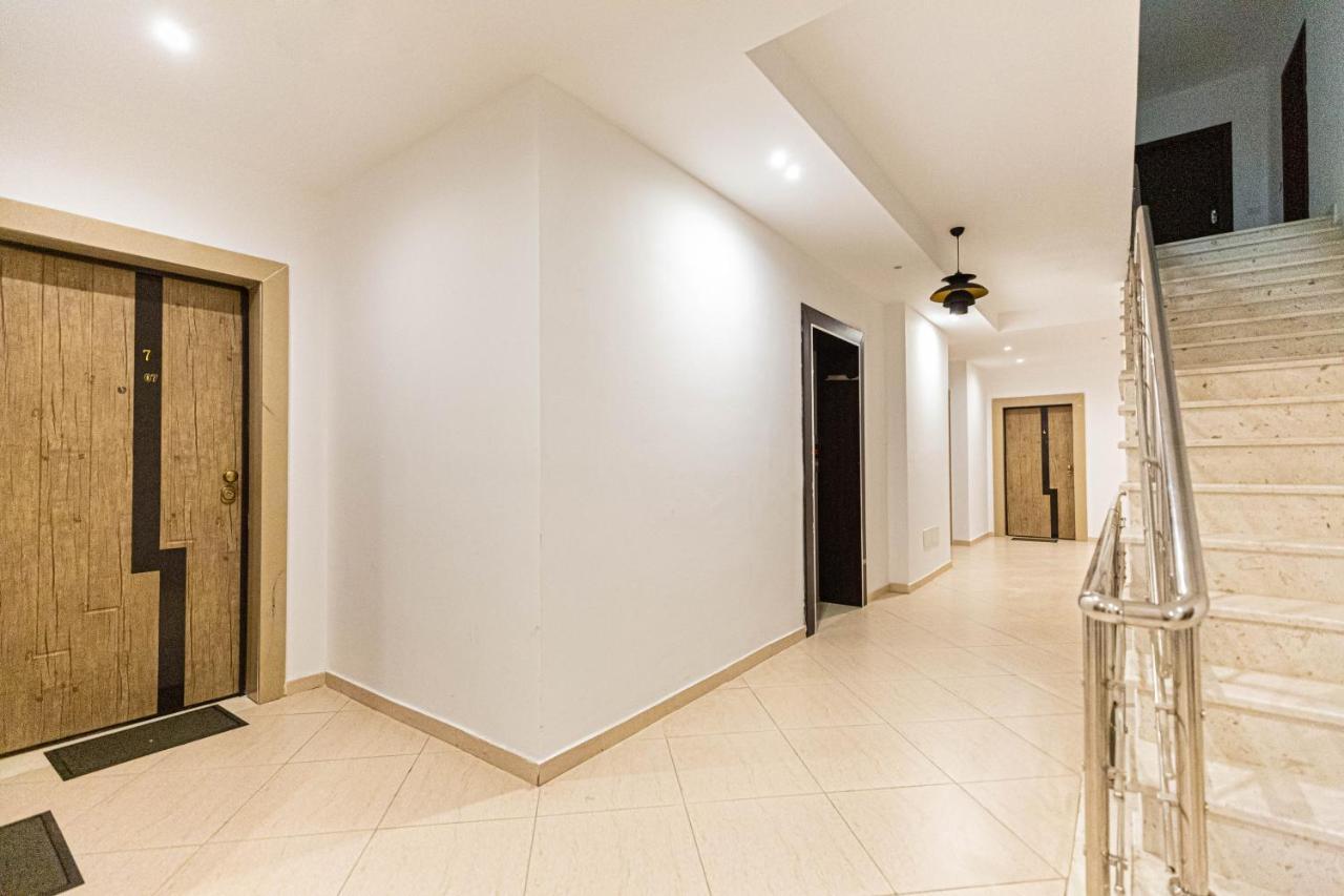 Jordan'S Hotel Vlore Ngoại thất bức ảnh