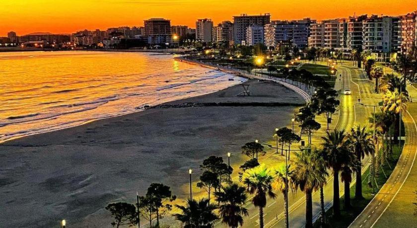 Jordan'S Hotel Vlore Ngoại thất bức ảnh