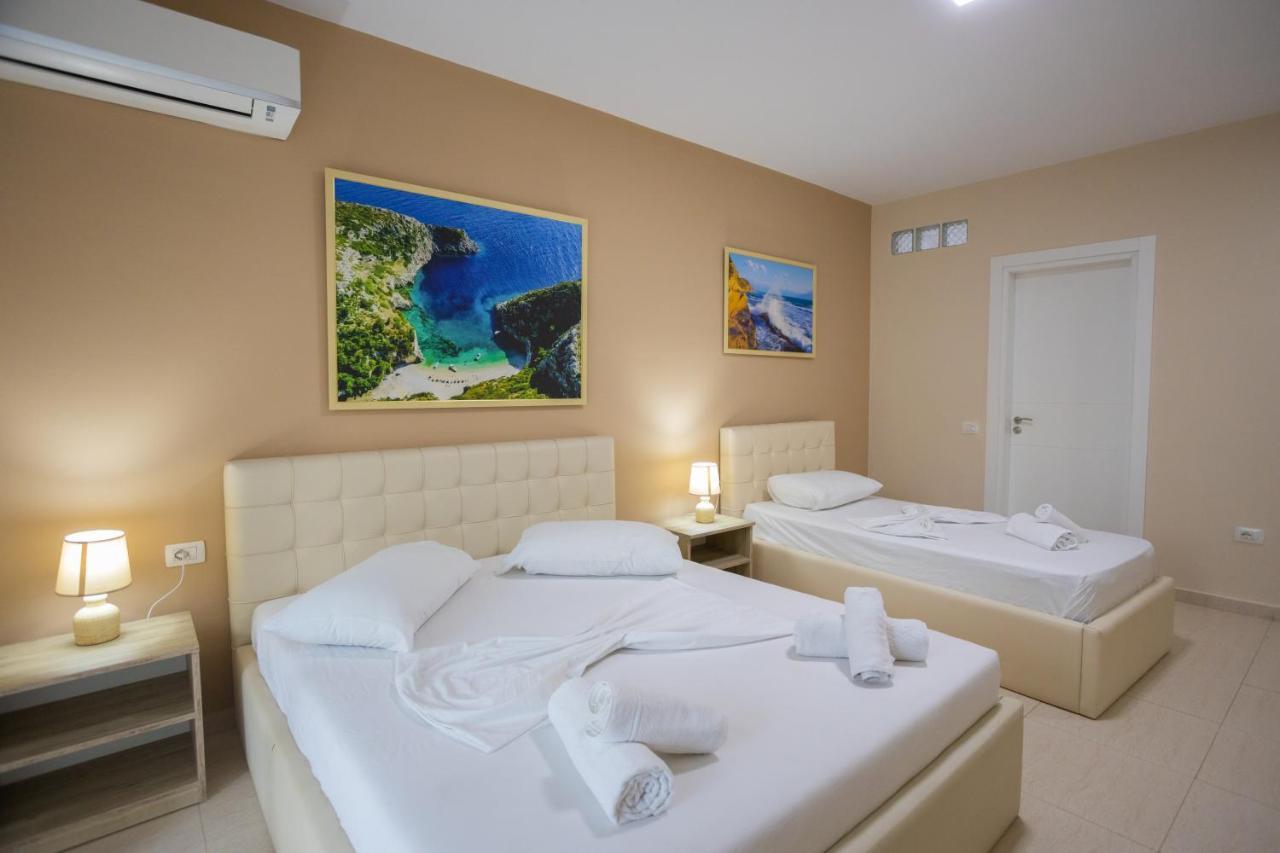 Jordan'S Hotel Vlore Ngoại thất bức ảnh